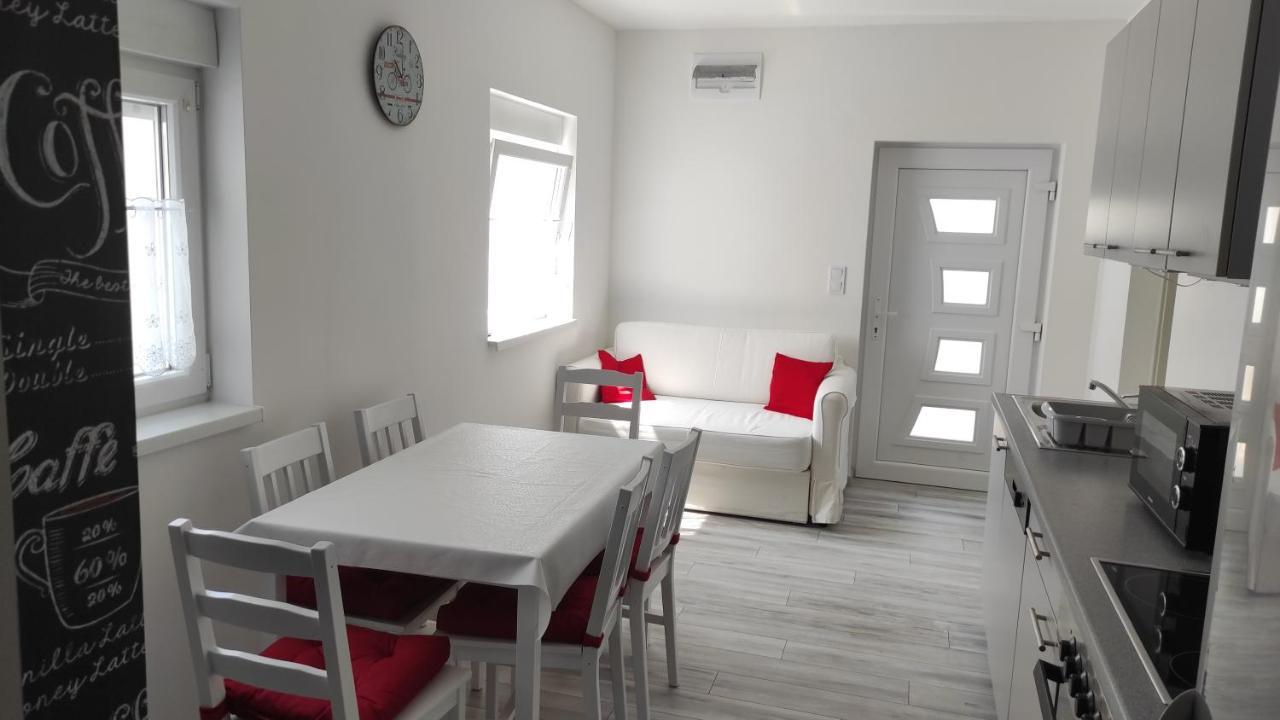 Bamboo Apartman Siófok Buitenkant foto