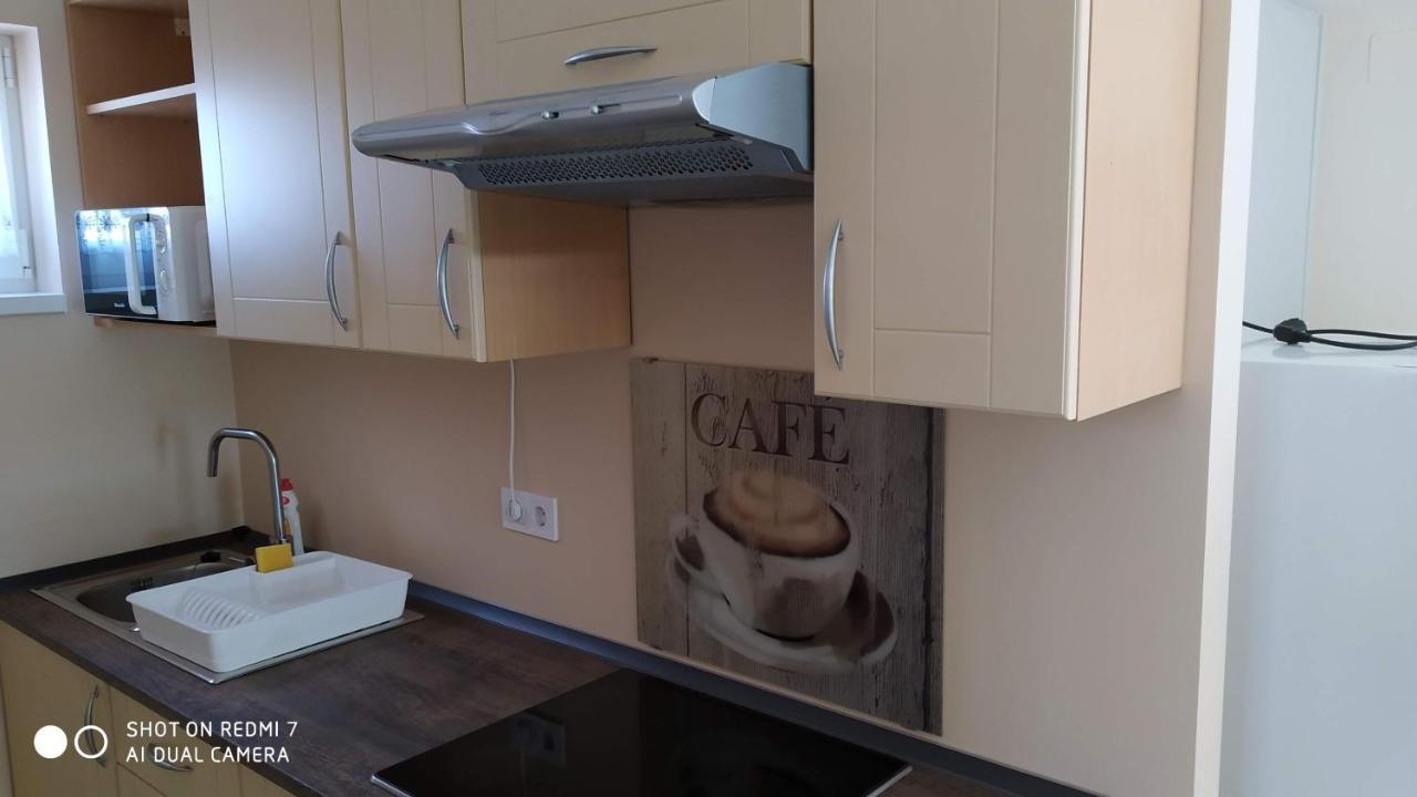 Bamboo Apartman Siófok Buitenkant foto