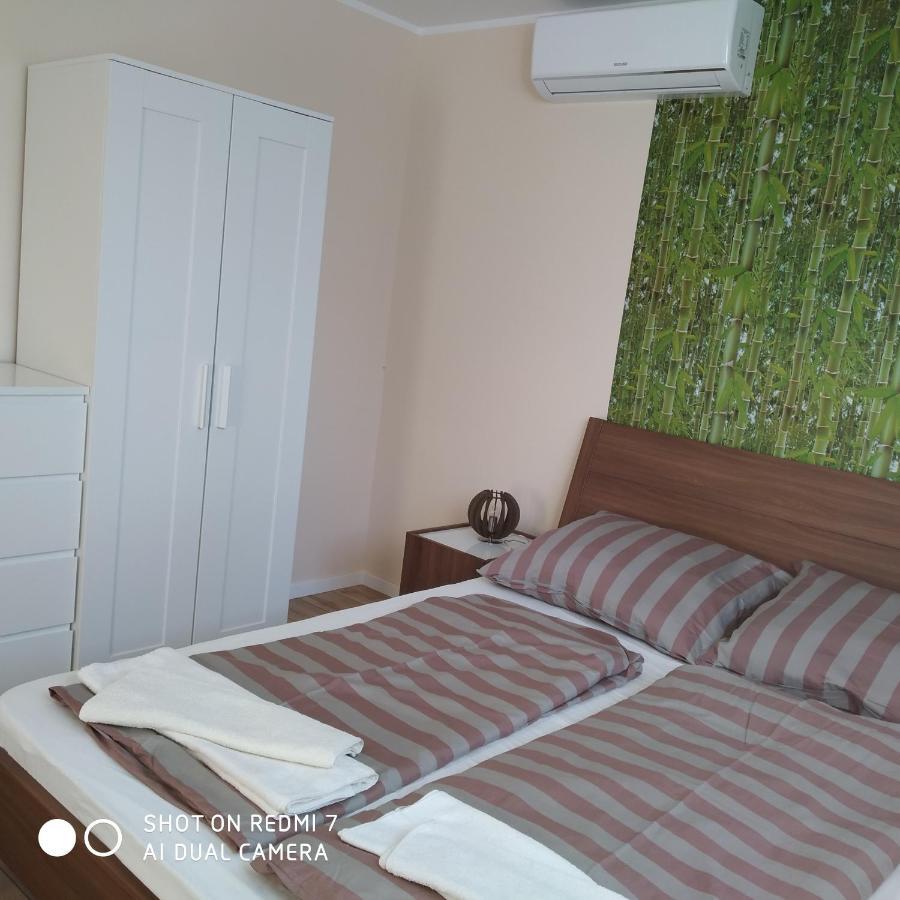 Bamboo Apartman Siófok Buitenkant foto